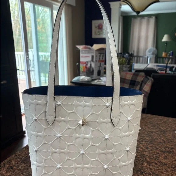 EUC Kate Spade white tote - Picture 1 of 16